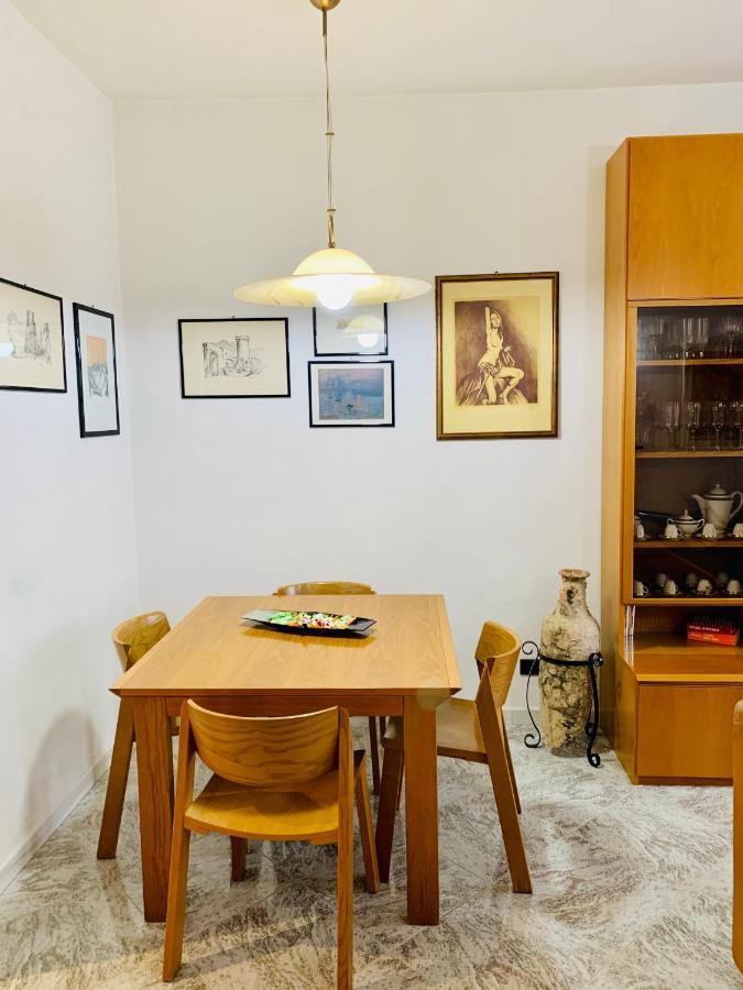 Via Solaro, Appartamento In Pieno Centro Φόρμια Εξωτερικό φωτογραφία